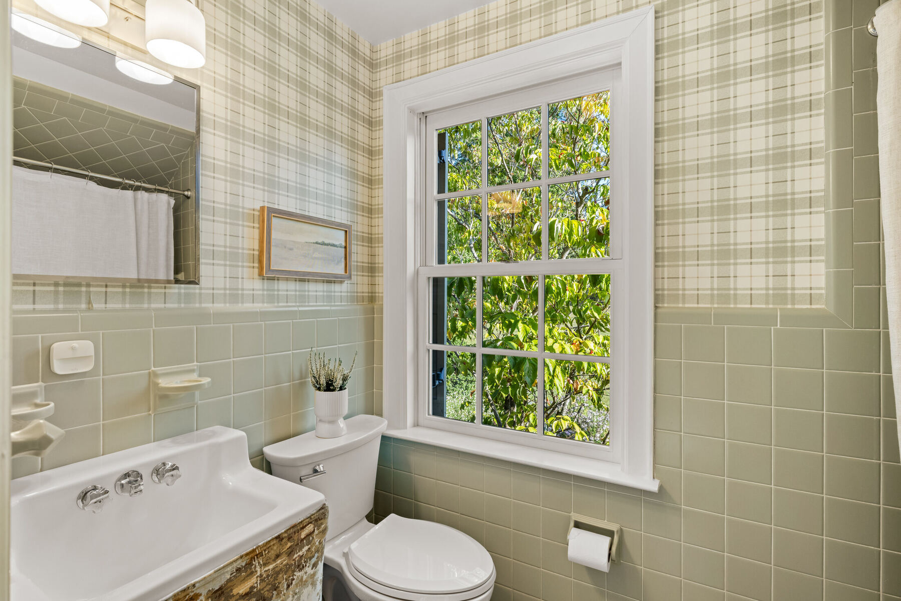 Historic green tile bathroom